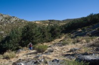 Caminando junto al río.